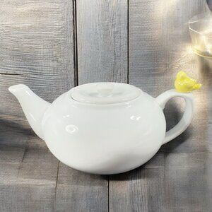 Cordon Bleu White Porcelain Teapot With Yellow Bird On The Handle Carafe Jug VTG